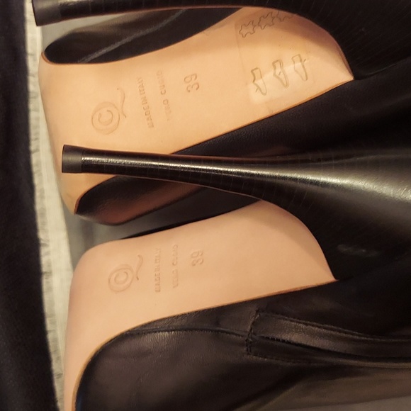 Alexander McQueen Stilletto Thigh-High Leather Boots - Picture 4 of 10